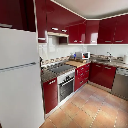 A 5 Min Estacion De Tren- Patio-parking Y Playa * Malaga